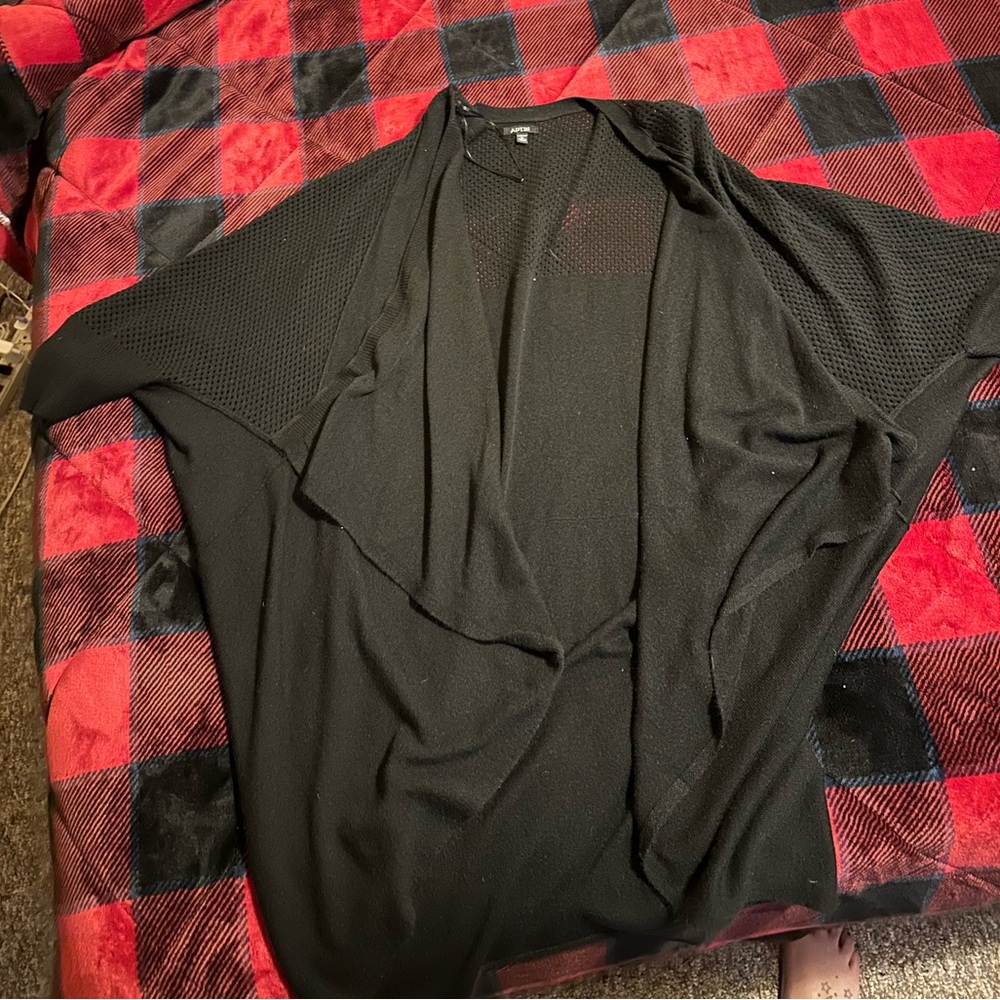 Black sweater with balloon sleeves